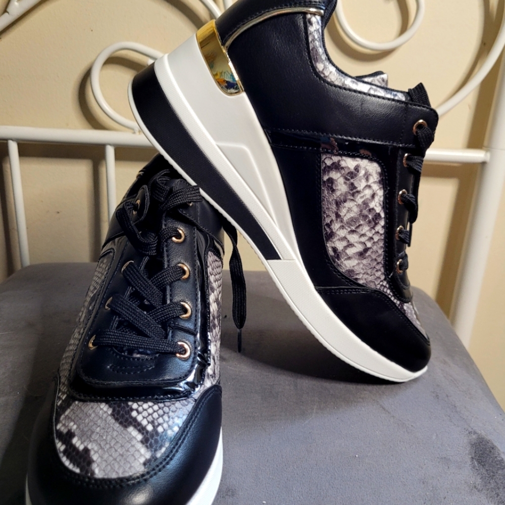 Snake 🐍 Wedge Running shoes
